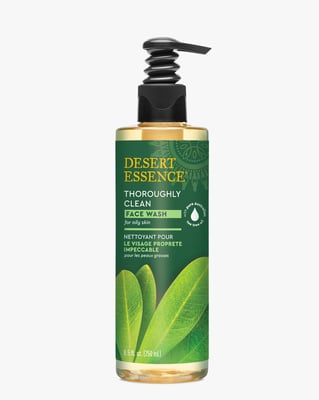 Thoroughly Clean Face Wash For Oily Skin