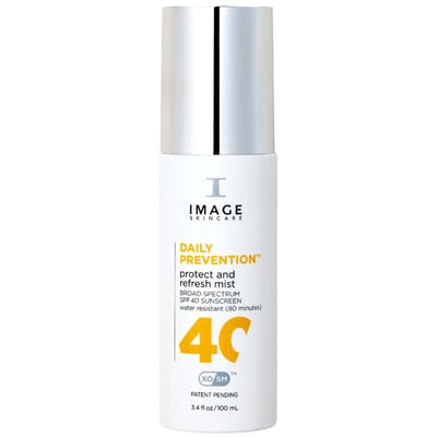 DAILY PREVENTION Protect and Refresh Mist SPF 40