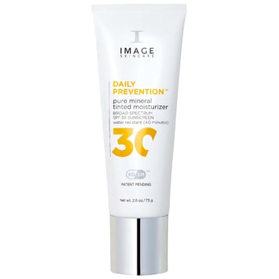 DAILY PREVENTION Pure Mineral Tinted Moisturiser SPF 30